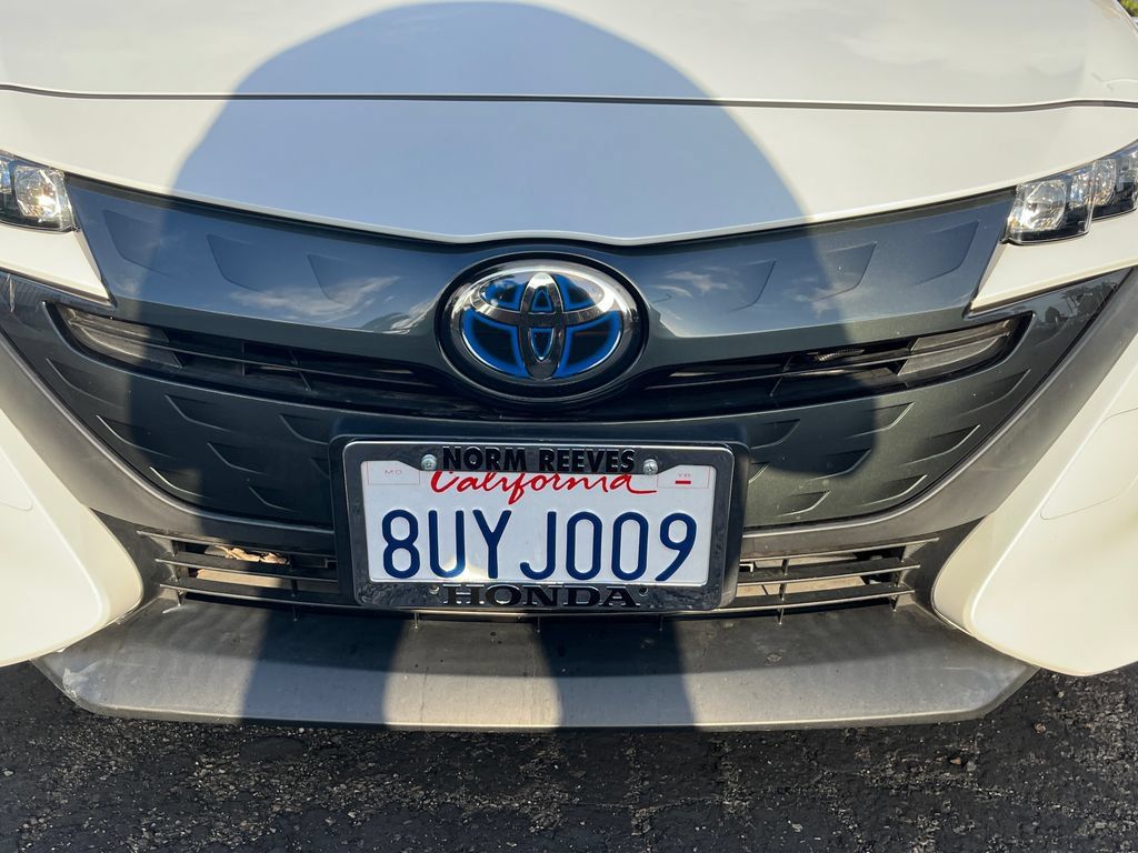 Used 2021 Toyota Prius Prime XLE w/ Carpet Mat Package (TMS) FWD image 44