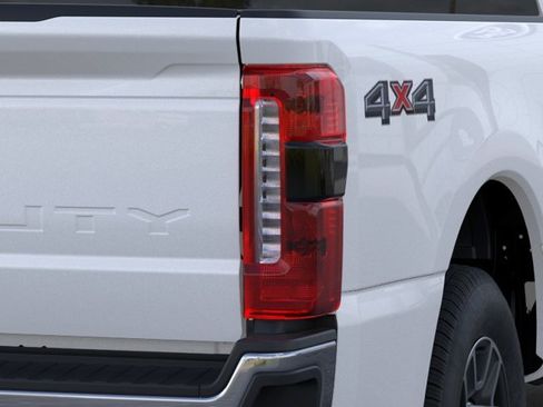 New 2026 Ford F350 Lariat w/ Lariat Ultimate Package AWD/4WD image 21