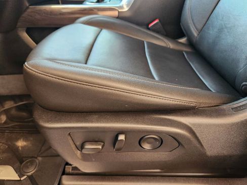 Certified 2025 Chevrolet Silverado 2500 LTZ w/ LTZ Convenience Package AWD/4WD image 26