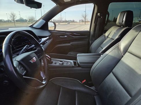 Used 2023 Cadillac Escalade ESV Sport w/ Touring Package AWD/4WD image 13
