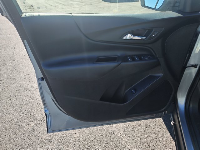 Used 2024 Chevrolet Equinox LT FWD image 12