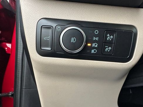 Used 2021 Ford Escape SEL FWD image 16