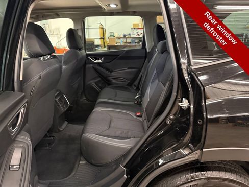 Used 2023 Subaru Forester Premium AWD/4WD image 29