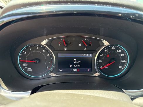 Used 2023 Chevrolet Traverse LT AWD/4WD image 31