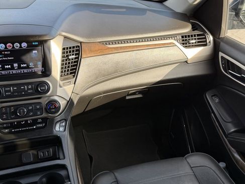 Used 2018 GMC Yukon Denali AWD/4WD image 17