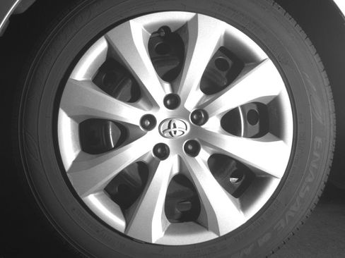 Used 2025 Toyota Corolla LE FWD image 12