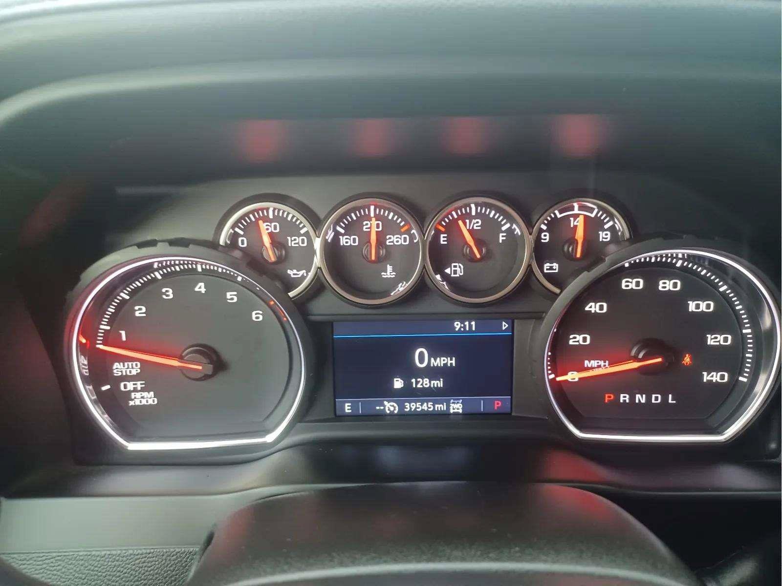 Used 2022 Chevrolet Silverado 1500 LTZ w/ Z71 Off-Road Package AWD/4WD image 17