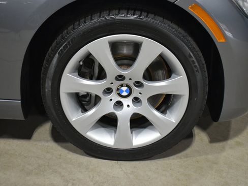 Used 2008 BMW 335i Convertible w/ Cold Weather Pkg image 48