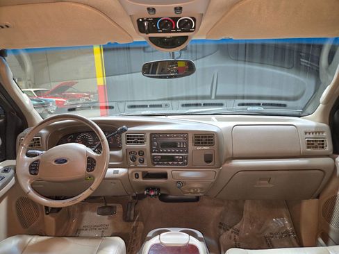 Used 2004 Ford Excursion Limited image 8