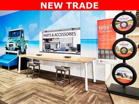 Used 2023 Toyota Camry LE image 11