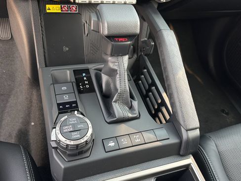 New 2026 Toyota 4Runner TRD Off-Road Premium AWD/4WD image 29