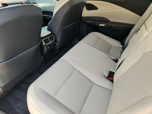 Used 2024 Lexus RX 350 FWD w/ Technology Package image 24