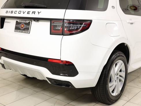 Used 2024 Land Rover Discovery Sport S image 40