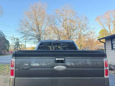 Used 2012 Ford F150 XLT w/ XLT Chrome Pkg AWD/4WD image 5