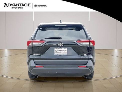 Certified 2025 Toyota RAV4 LE AWD/4WD image 7
