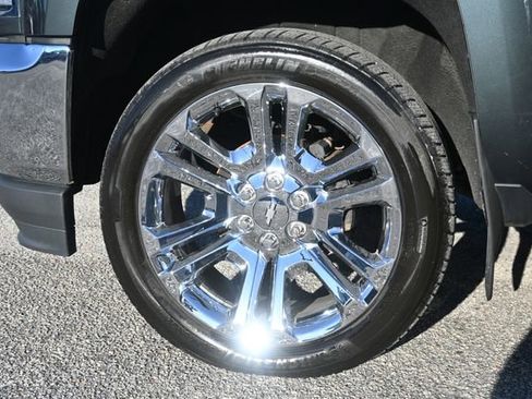 Used 2018 Chevrolet Silverado 1500 LTZ w/ LTZ Plus Package image 26