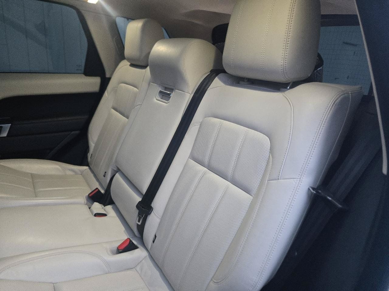 Used 2019 Land Rover Range Rover Sport HSE AWD/4WD image 11