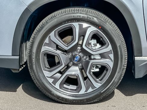 Used 2023 Subaru Ascent Touring image 39