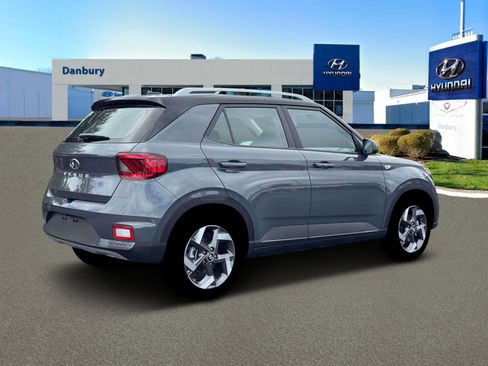 New 2026 Hyundai Venue SEL image 8