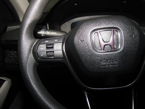 Certified 2024 Honda Accord LX image 5