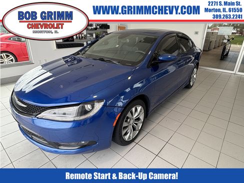 Used 2015 Chrysler 200 S w/ Navigation & Sound Group I AWD/4WD image 1