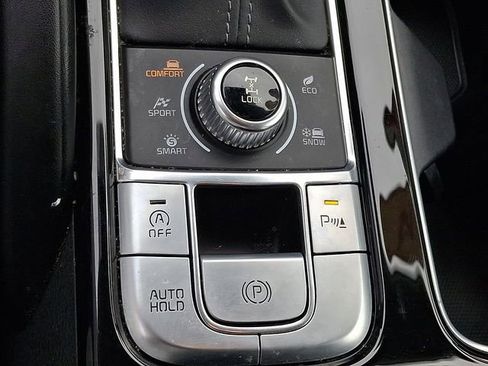 Used 2024 Kia Telluride S image 26