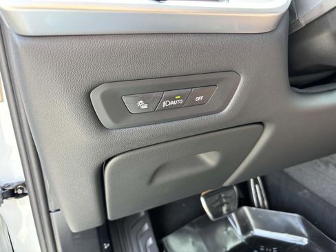 Used 2026 BMW X5 xDrive40i w/ M Sport Package image 14