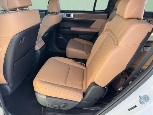 New 2026 Hyundai Santa Fe Calligraphy AWD/4WD image 13