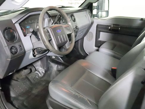 Used 2015 Ford F250 XL w/ Power Equipment Group image 21