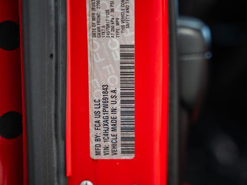 Used 2023 Jeep Wrangler Sport AWD/4WD image 32