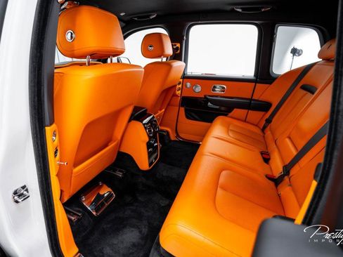 Used 2021 Rolls-Royce Cullinan image 54