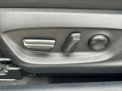Certified 2021 Toyota Camry SE w/ Convenience Package FWD image 21