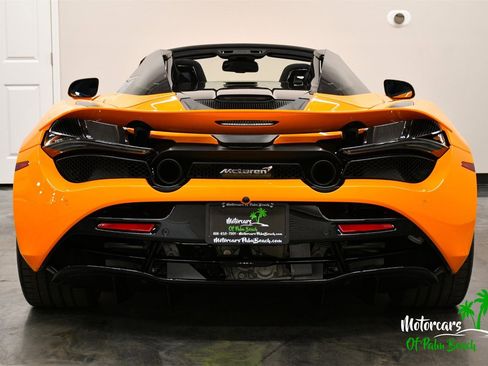 Used 2023 McLaren 720S Spider image 11