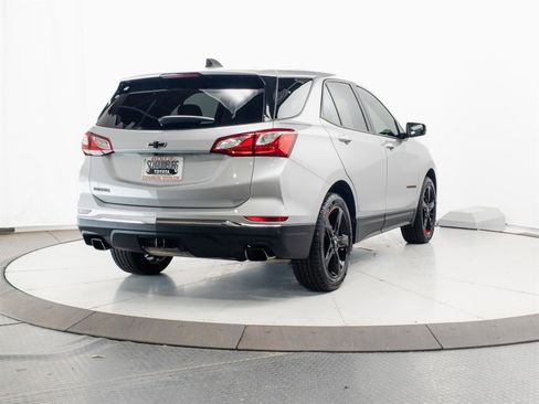 Used 2019 Chevrolet Equinox LT FWD image 11