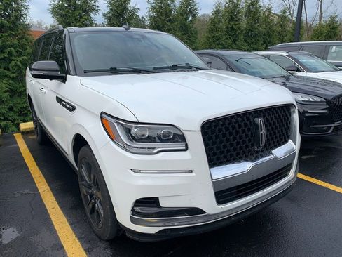 Certified 2023 Lincoln Navigator Black Label AWD/4WD image 4