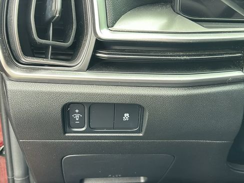 Used 2024 Kia Sorento S w/ Panoramic Sunroof Package AWD/4WD image 15