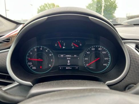 Used 2021 Chevrolet Malibu RS FWD image 14