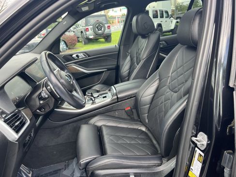 Used 2023 BMW X5 xDrive40i w/ M Sport Package AWD/4WD image 13