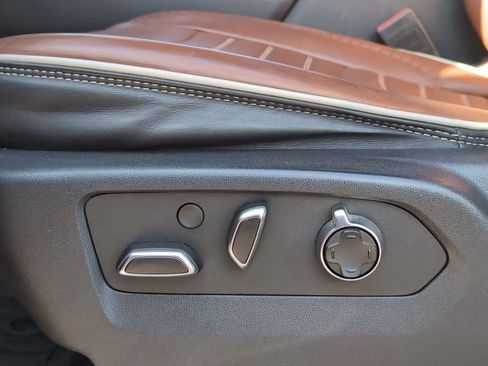 Used 2022 GMC Sierra 1500 Denali Ultimate image 15