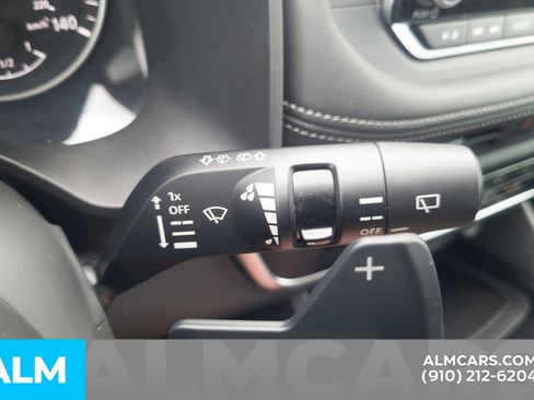 Used 2025 Nissan Rogue S AWD/4WD image 32