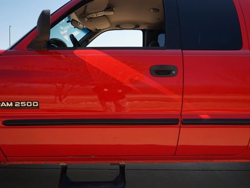 Used 1999 Dodge Ram 2500 Truck 2WD Quad Cab image 35