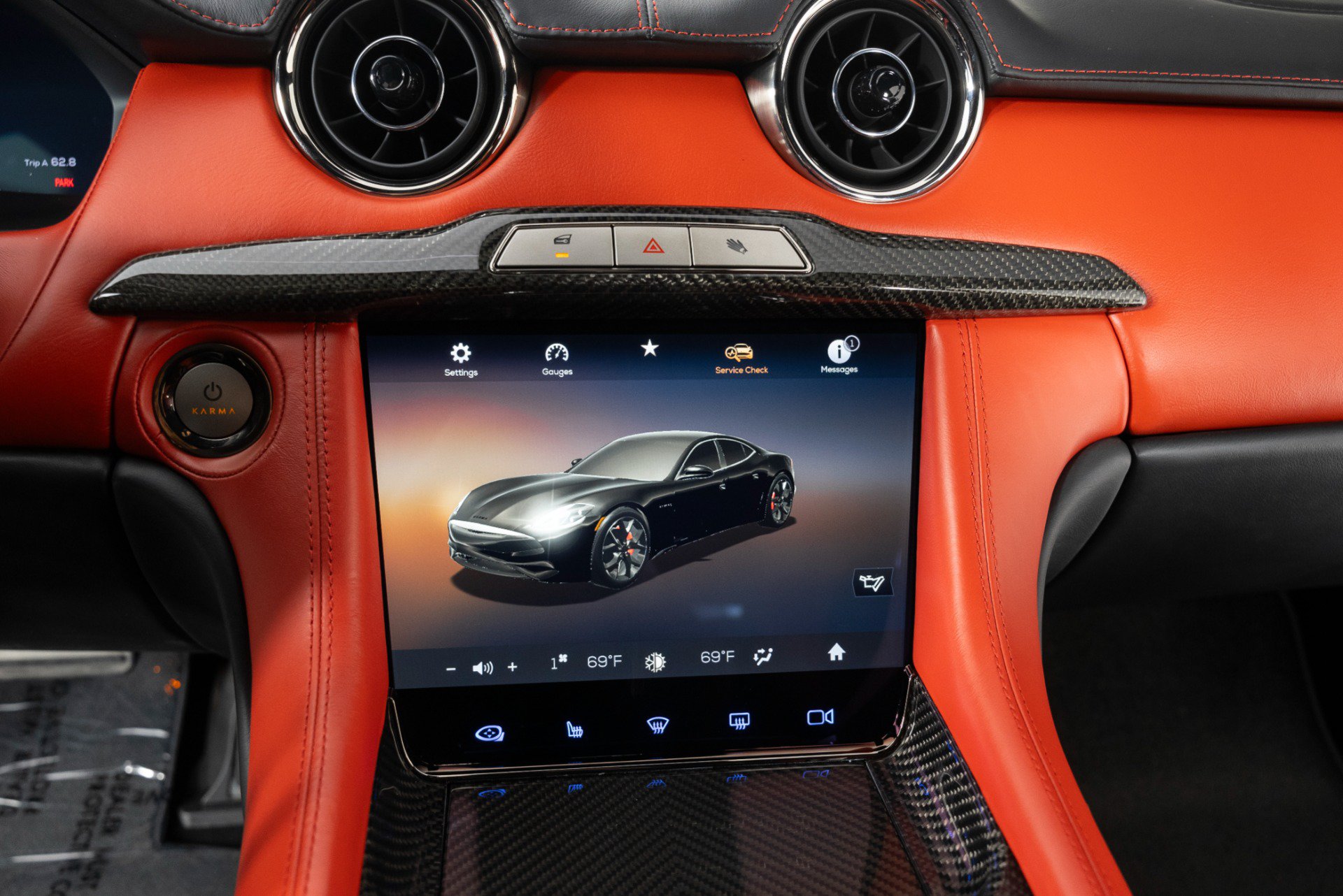 Used 2025 Karma Revero Luxury RWD image 22