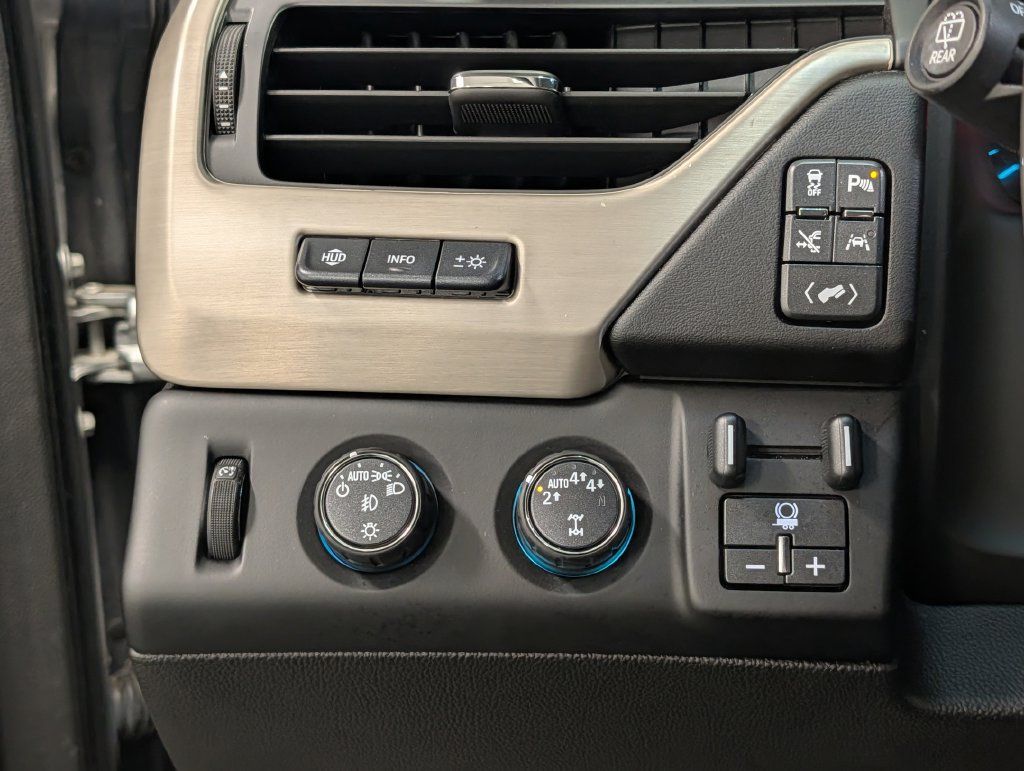 Used 2019 GMC Yukon Denali AWD/4WD image 21