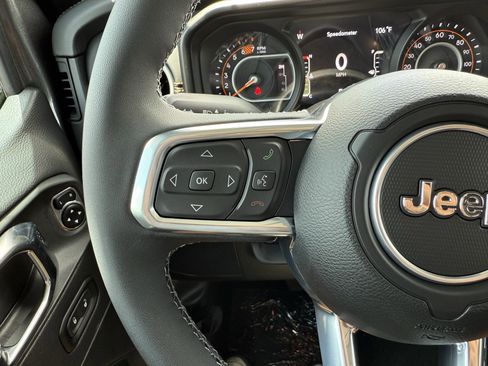 New 2025 Jeep Wrangler Sahara image 19
