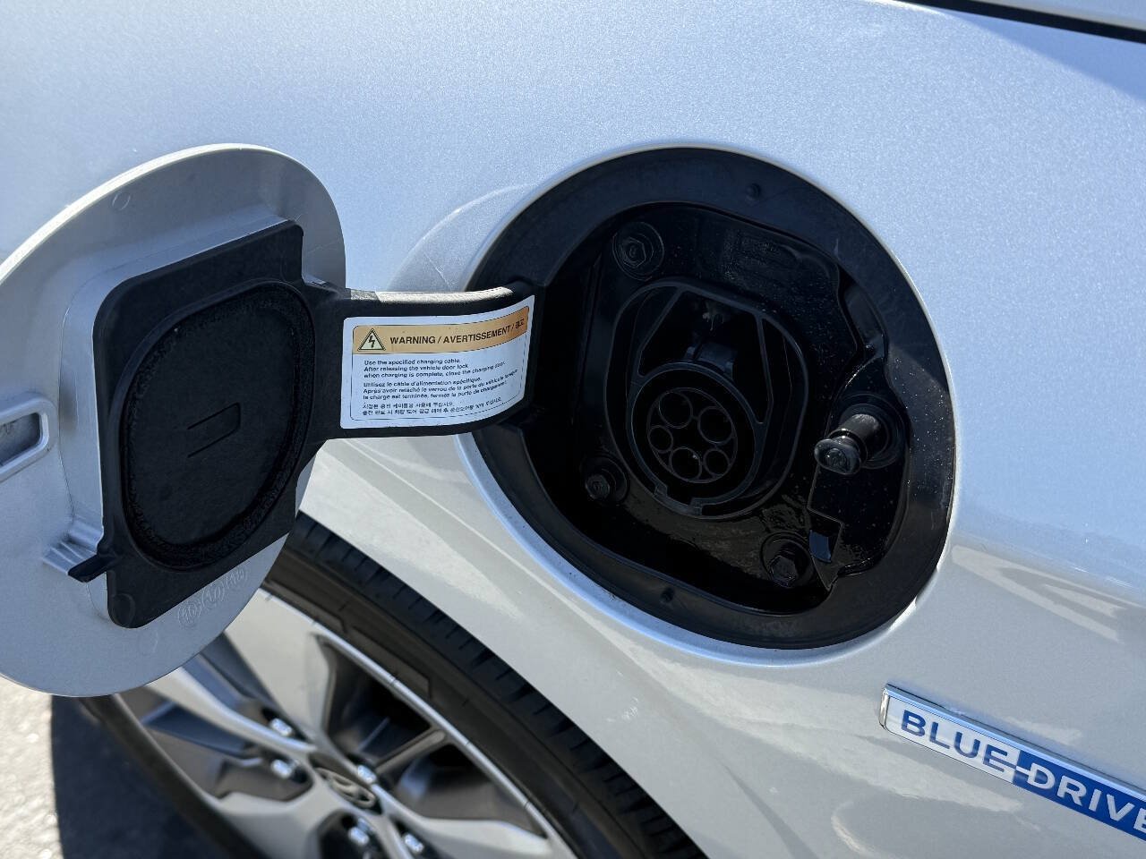 Used 2018 Hyundai Ioniq Plug-In Hybrid FWD image 22