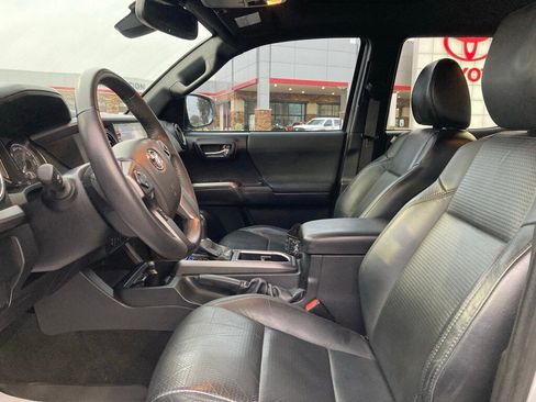 Certified 2021 Toyota Tacoma TRD Sport w/ TRD Premium Sport Package image 10