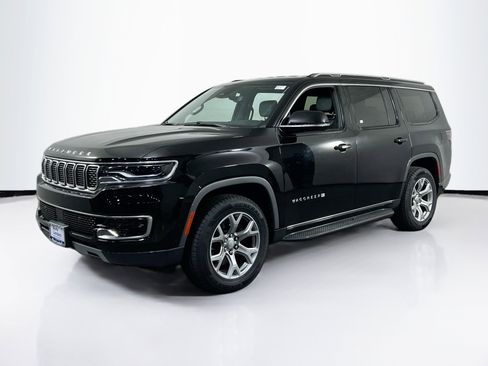 Used 2022 Jeep Wagoneer Series II image 1