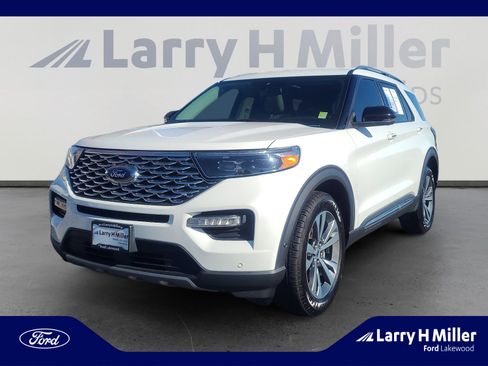Used 2020 Ford Explorer Platinum w/ Premium Technology Package image 1
