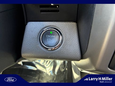 Used 2018 Ford F150 Lariat w/ Equipment Group 502A Luxury image 30