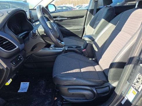 Used 2021 Kia Seltos S image 5